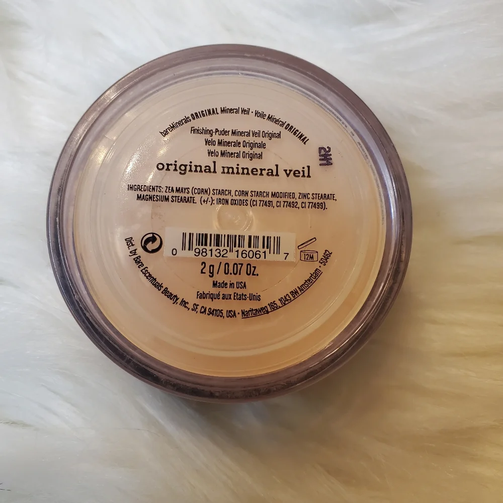 BUNDLE- It Cosmetics Concealer- Tan, Bare Minerals Mineral Veil & Face Color